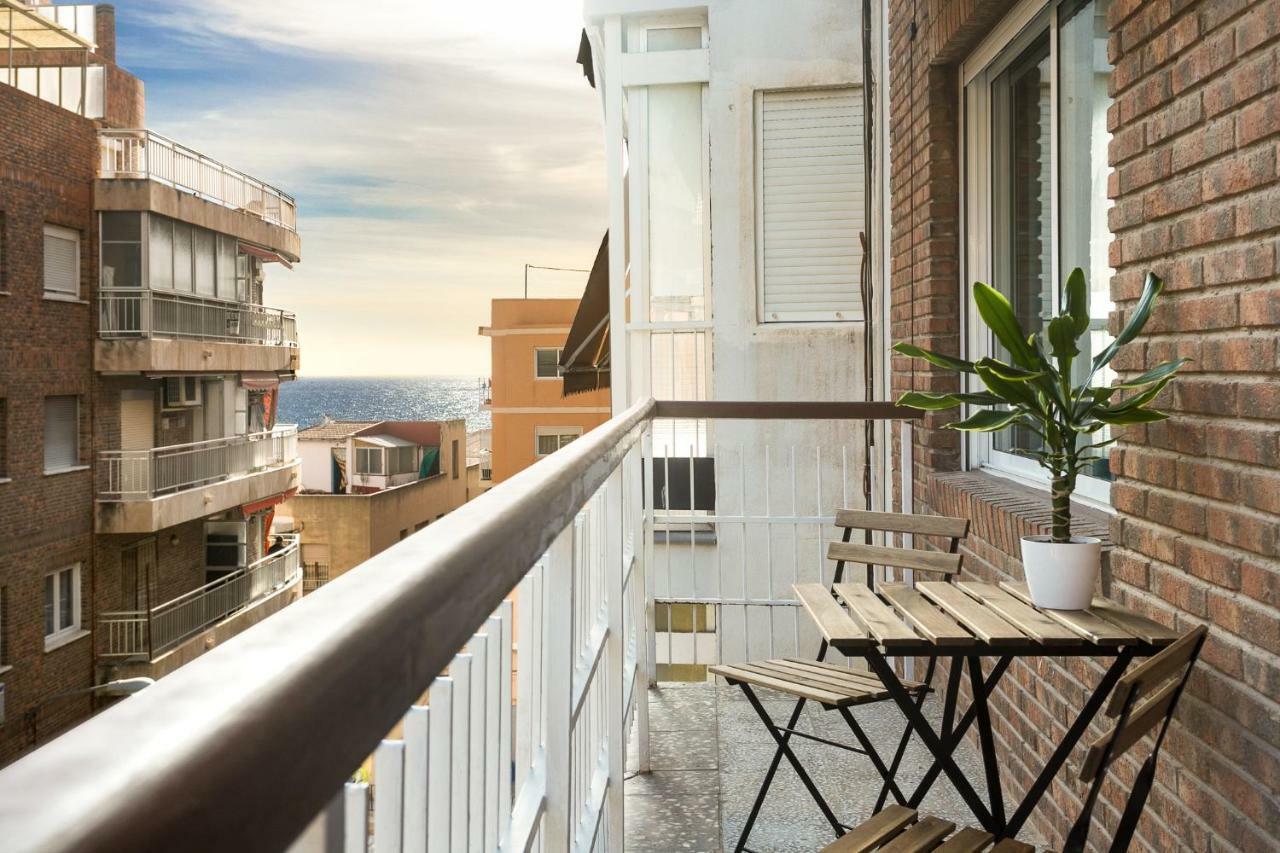 Lovely, New, Bright 3 Mins To Beach Apt 105 Sq Meters Alicante Zewnętrze zdjęcie